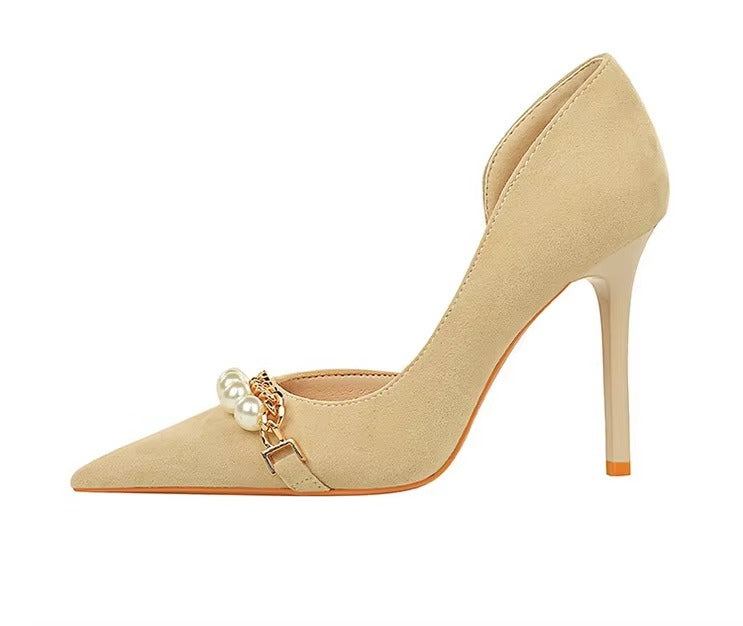 Euro-American Banquet Super High Heels – Suede, Pointed, Pearl Metal Chain (Slimming)