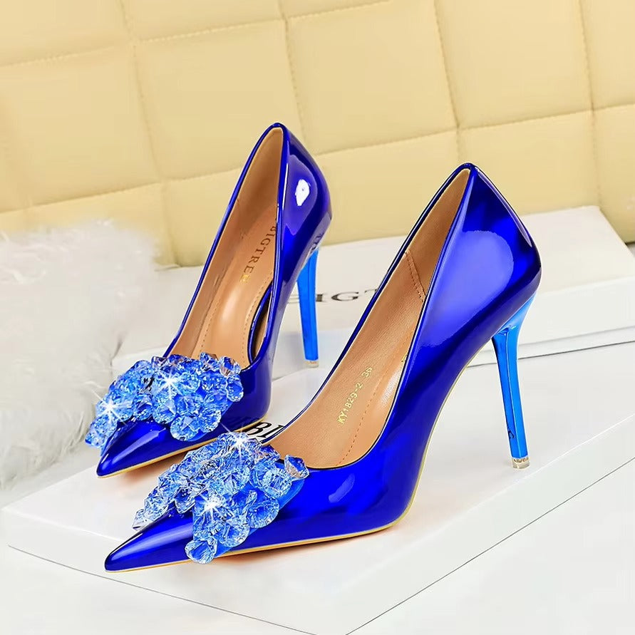 Banquet High Heels – Shallow Pointed, Crystal Bow