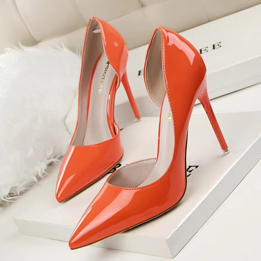 Minimalist Slim Heeled High-heels – Patent Leather, Shallow Mouth, Pointed Hollow (Sexy)