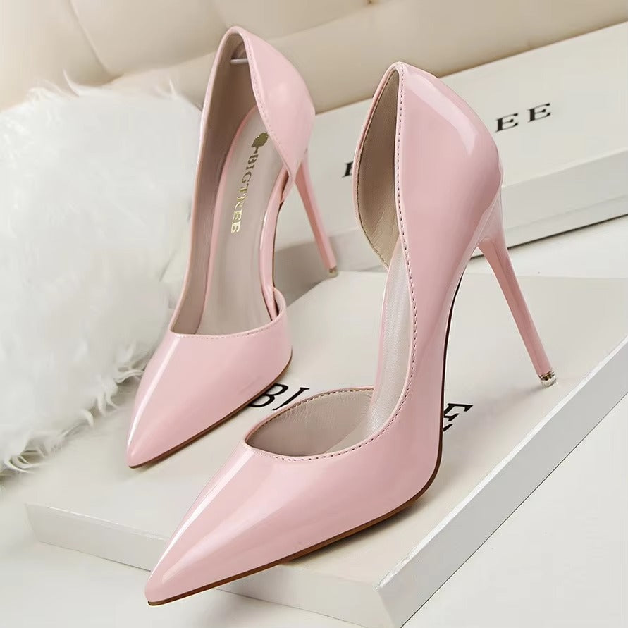 Minimalist Slim Heeled High-heels – Patent Leather, Shallow Mouth, Pointed Hollow (Sexy)