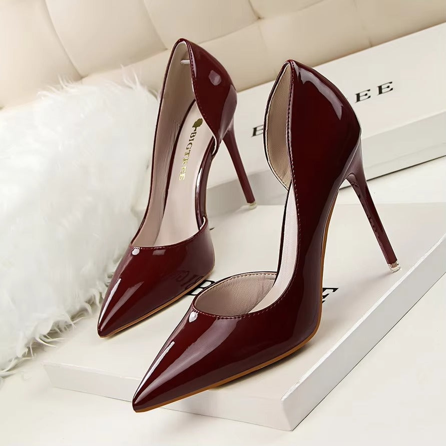 Korean Fashion Slim Heel High-heels – Patent Leather, Pointed Hollow (Sexy)