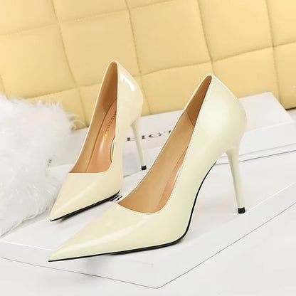 6122-8 Red Patent Leather Heels – 10cm, Closed Toe, Ankle Slip-On (Size 43)