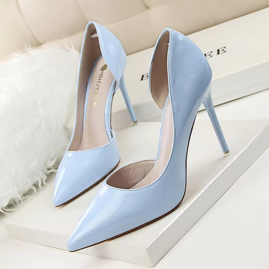 Minimalist Slim Heeled High-heels – Patent Leather, Shallow Mouth, Pointed Hollow (Sexy)